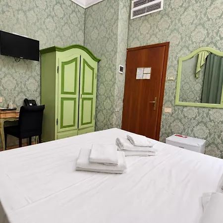 Canal Hotel Veneza